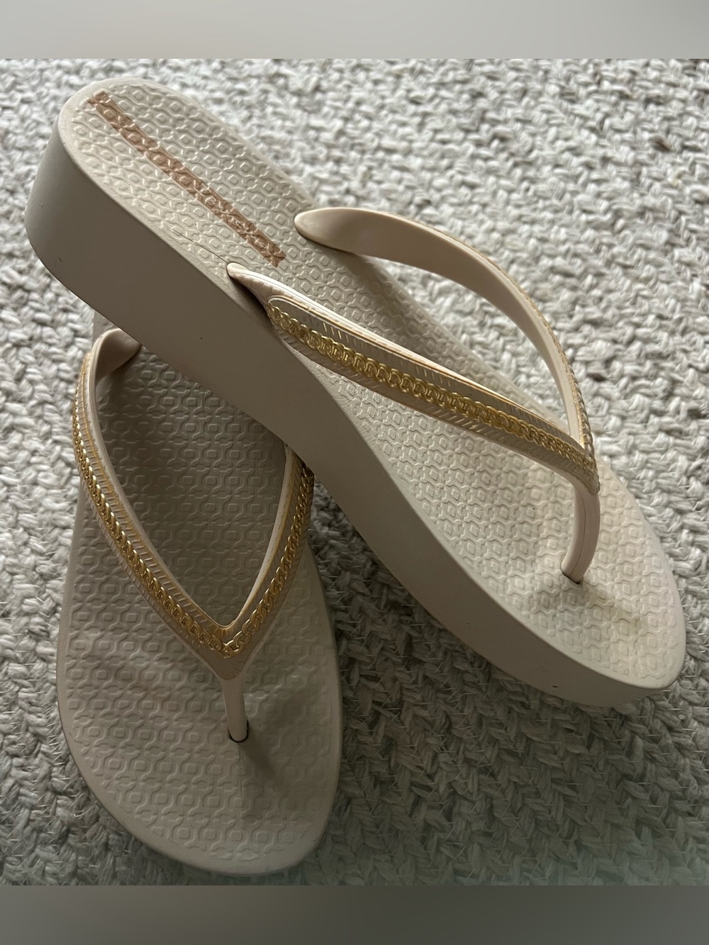 Ipanema Thong Sandals